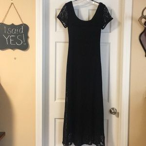 Lacey Maxi Dress